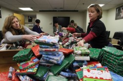 Holiday gift drive for troops